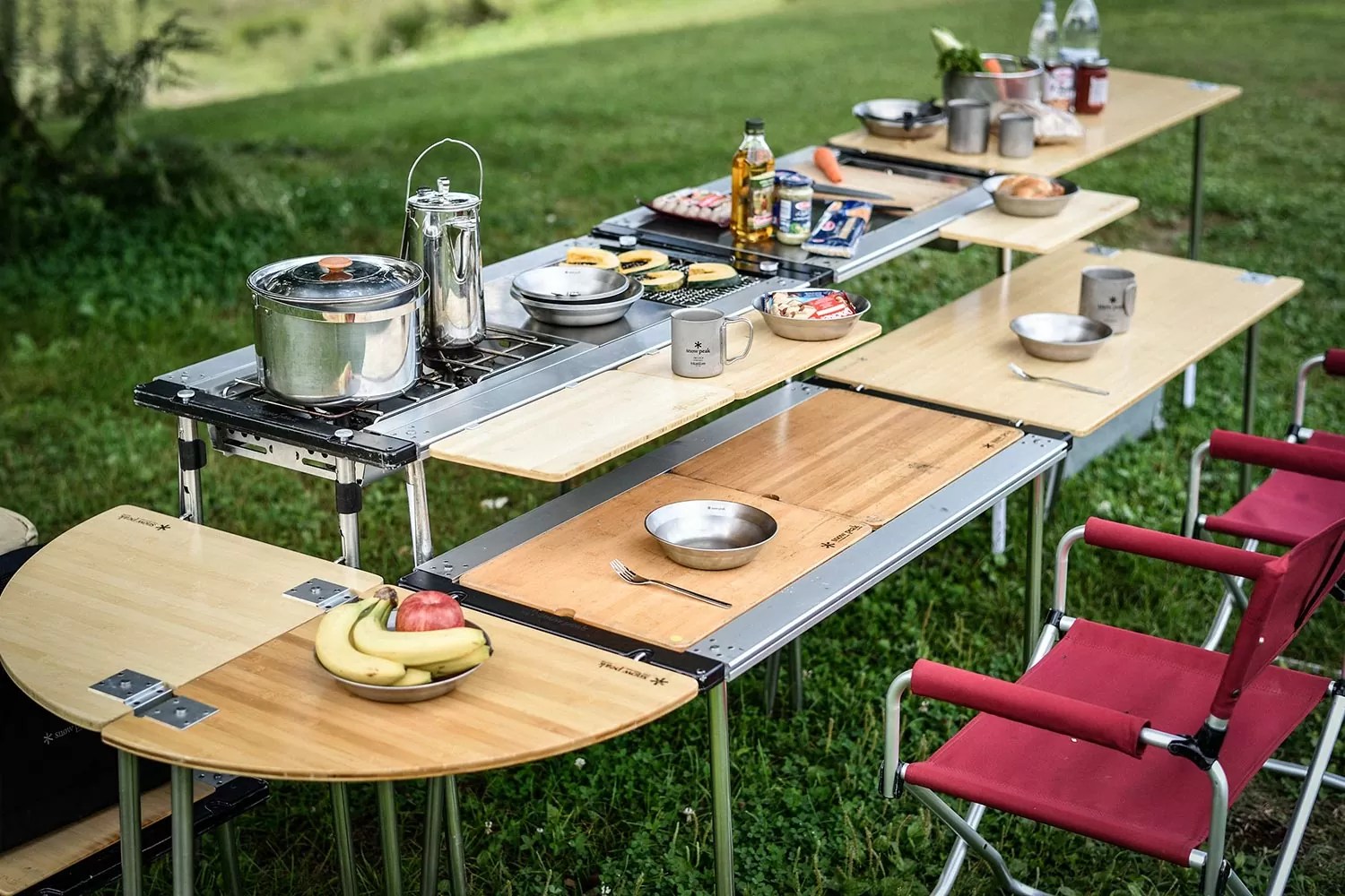 snowpeak IGTテーブルフレームロングと400脚とウッドテーブルセット