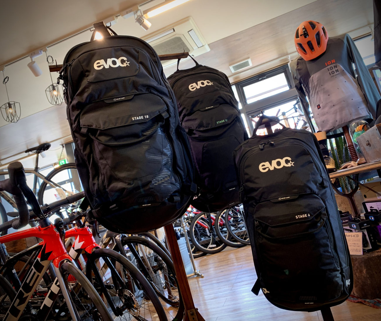 便利な】evocのバックパックが入荷致しました！！【バックパック