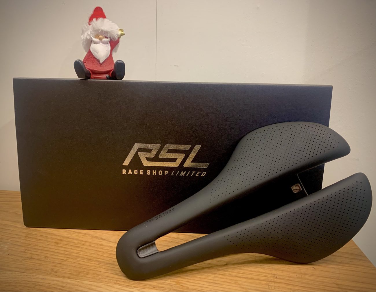 レースショップリミテッドは】ボントレガーの最上位グレード、AEOLUS