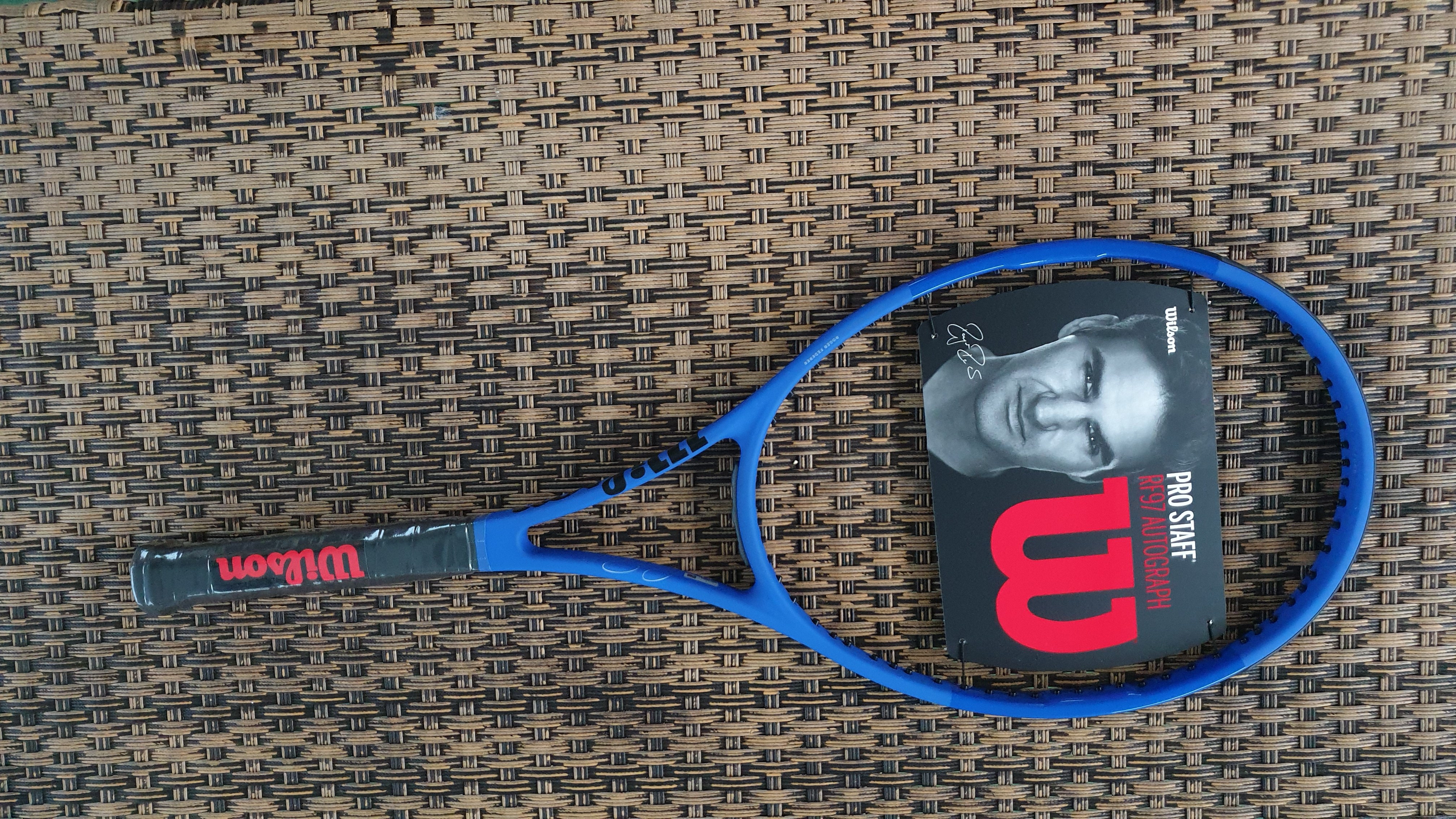 Racquet Review: Wilson Pro Staff Roger Federer Laver Cup Autograph
