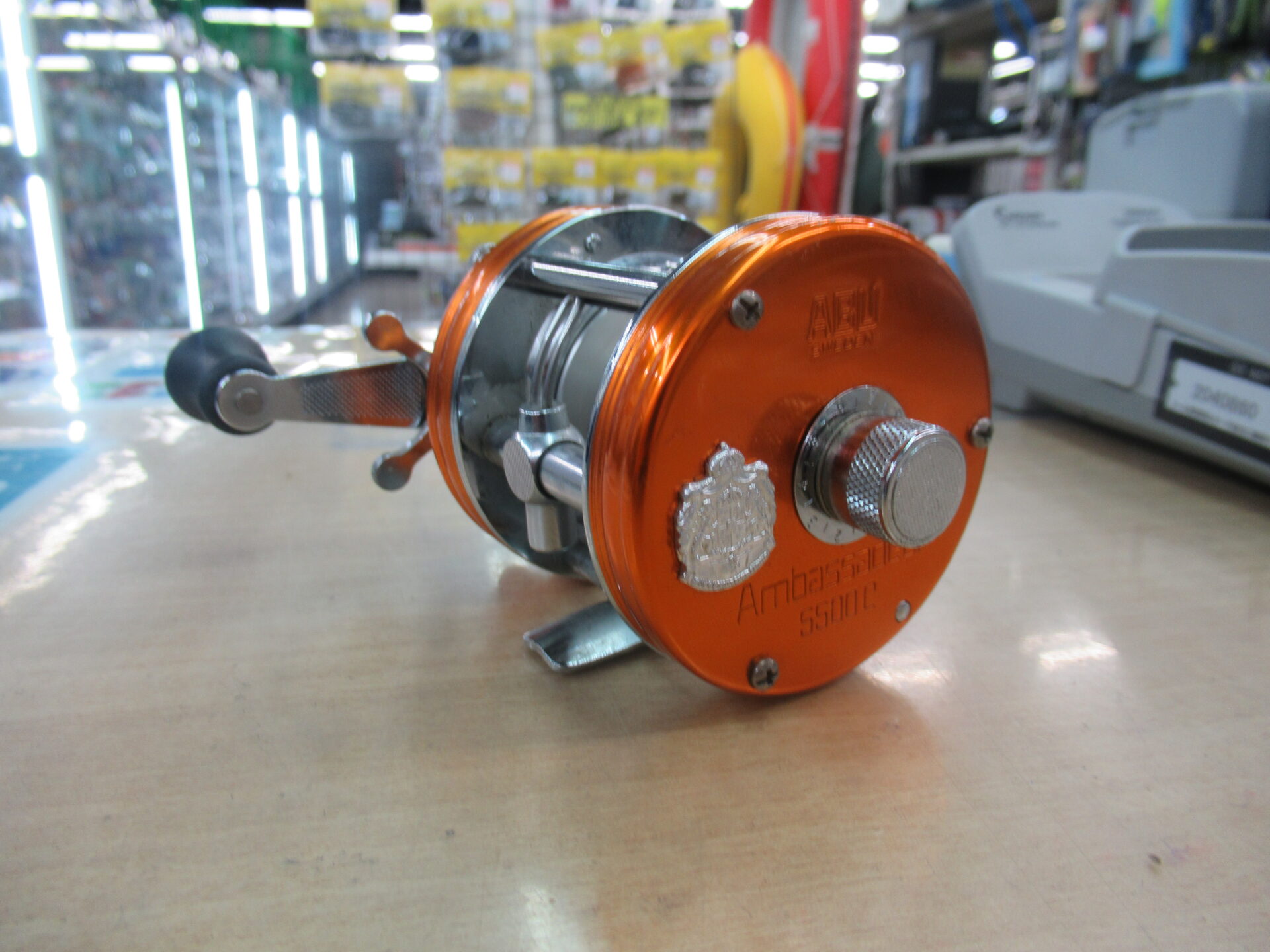 アブガルシアのアンバサダー5500C サンセットオレンジを買取しま