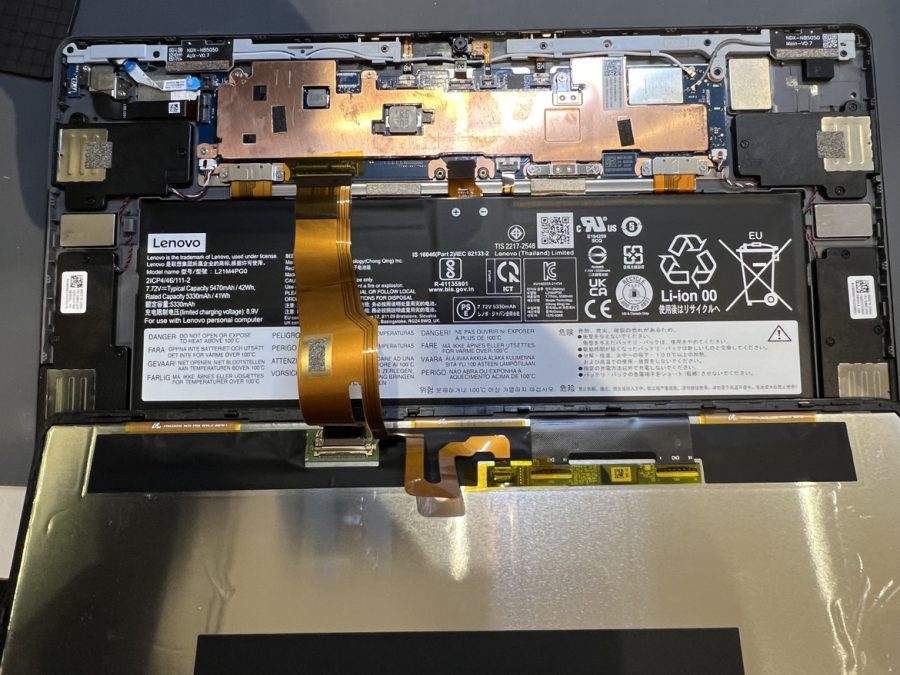 Lenovo Ideapad Duet 5 Chromebook 画面割れタブレットの画面交換修理