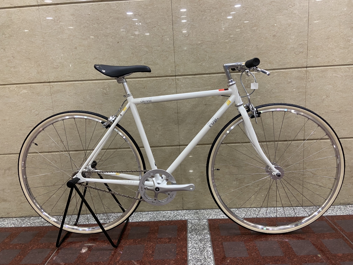 街乗りピスト】FUJI『STROLL』大阪本館に全カラー在庫ございます