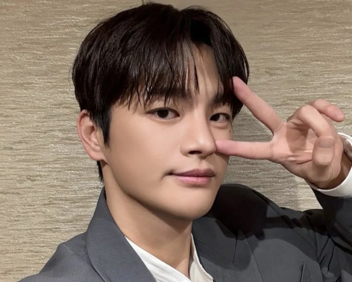Seo In Guk Singapore Fan Meeting - THREAD by ZALORA Singapore
