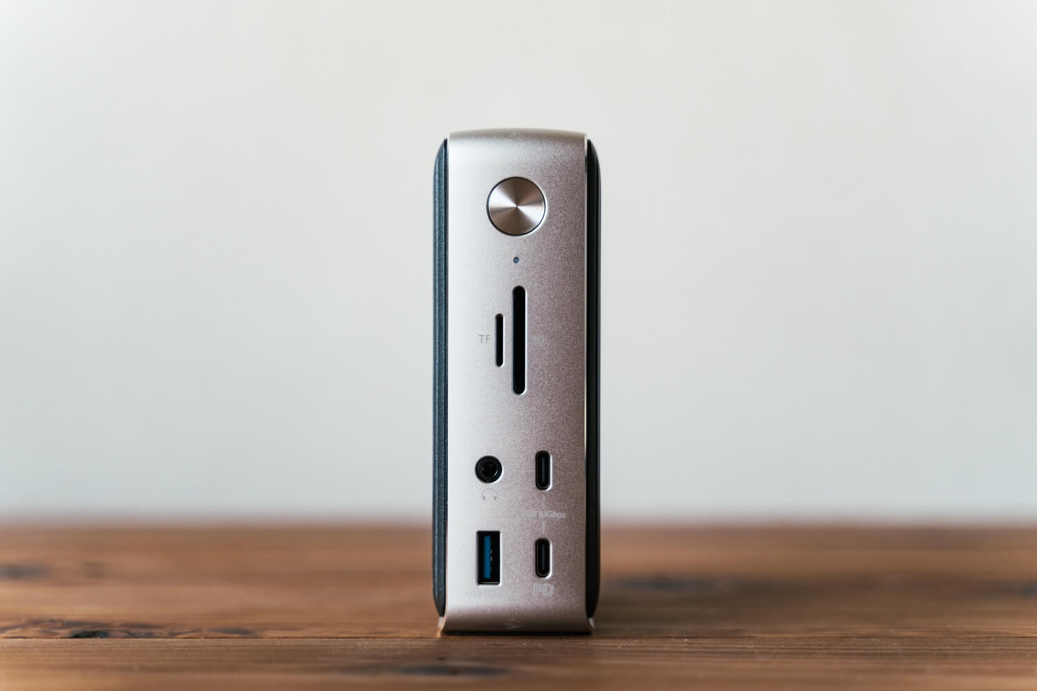 Anker「PowerExpand Elite」レビュー / ドッキングステーションで