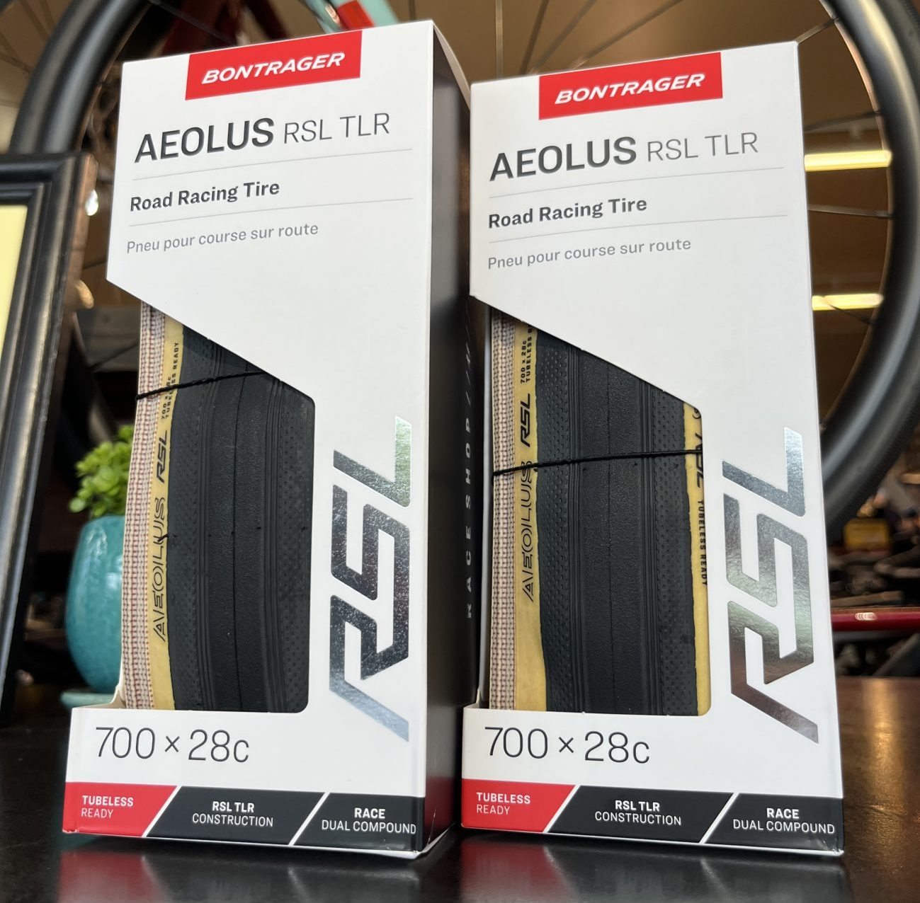 新製品】Bontrager史上最速のタイヤ【神懸かり的な速さ】 – 滋賀-守山