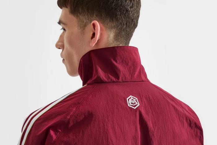 Arsenal adidas 25/26 Terrace Icons Half Zip Jacket | Official