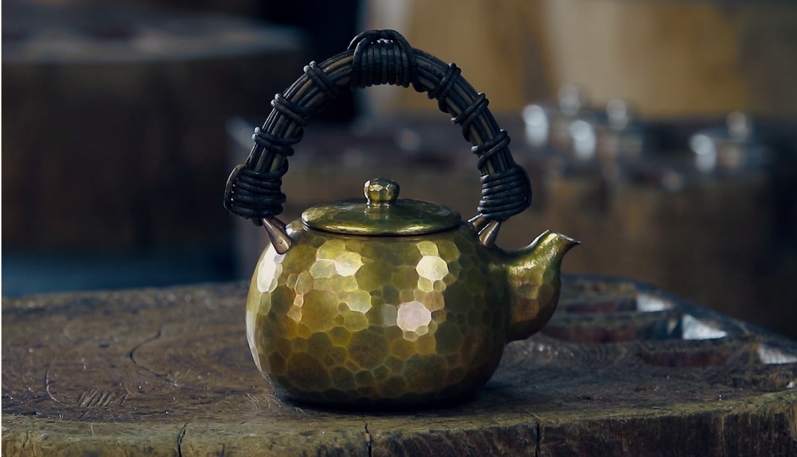 無形文化財、玉川堂の「鎚起銅器」のコーヒーグッズ。 – Coarse Paper