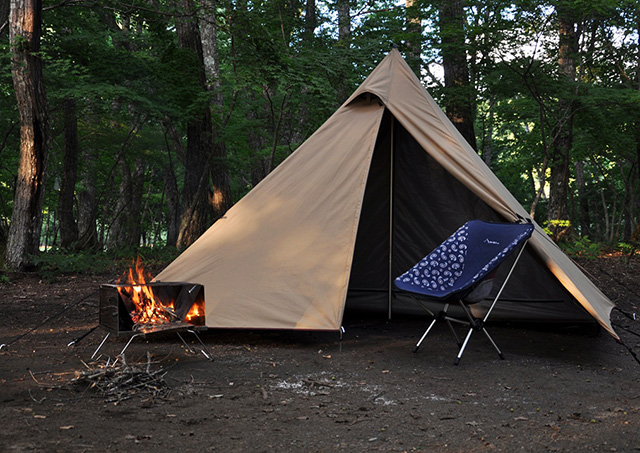 コット派キャンパーにも嬉しい！ワンポールテント「パンダ」にTC