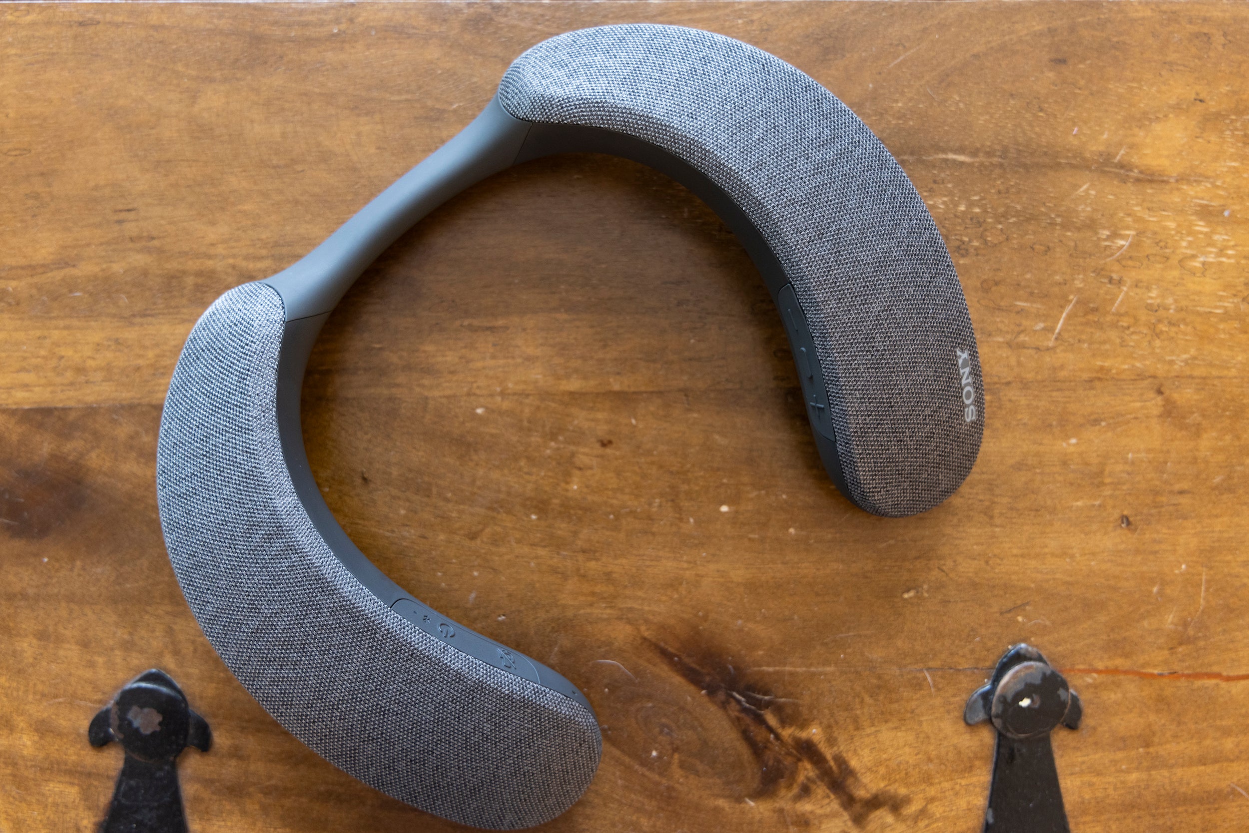 Tech Review: Sony SRS-NS7 Neckband Speaker With Dolby Atmos | IAA