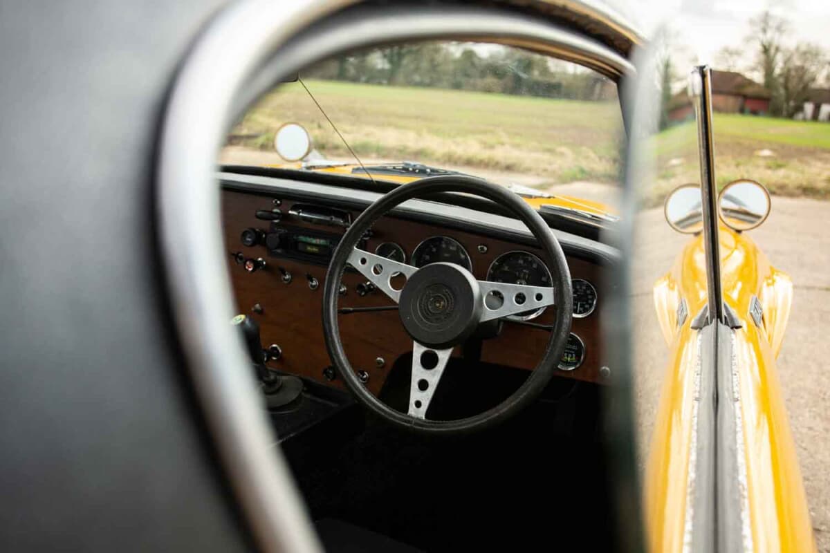 15台以下のロータス「エラン」が680万円から販売中！「シェイプ