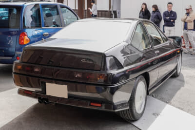 新車当時価格1870万円!! オーテック・ザガート「ステルビオ」を前
