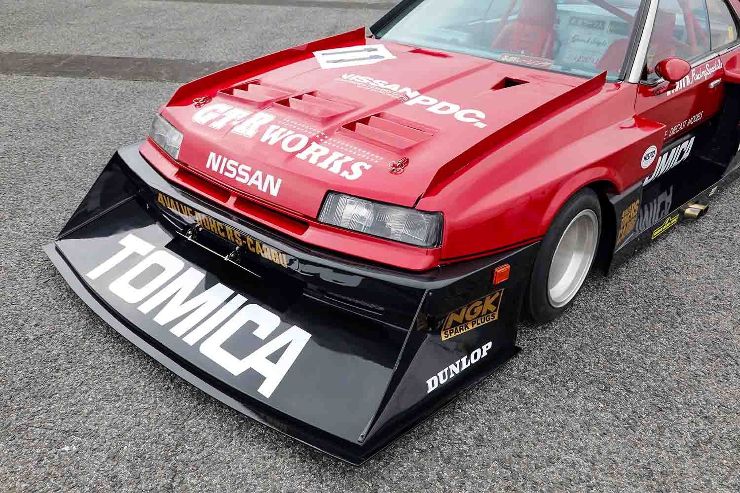 憧れの「トミカ スカイライン」をリアルに再現！「鉄仮面」ベースの