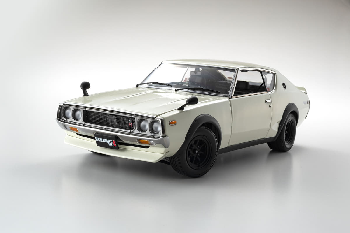 12年振りのバージョンアップ！ 京商から1/18スケールの日産