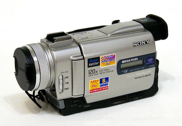 Used]SONY DCR-TRV20 digital video camera recorder with Handycam