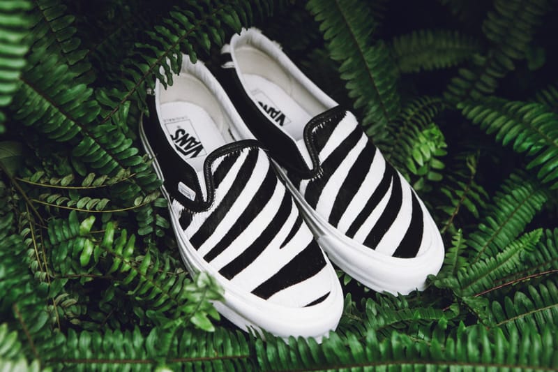 ポニーヘアとレザーを組み合わせた Vault by Vans OG Slip-On 59 LX に