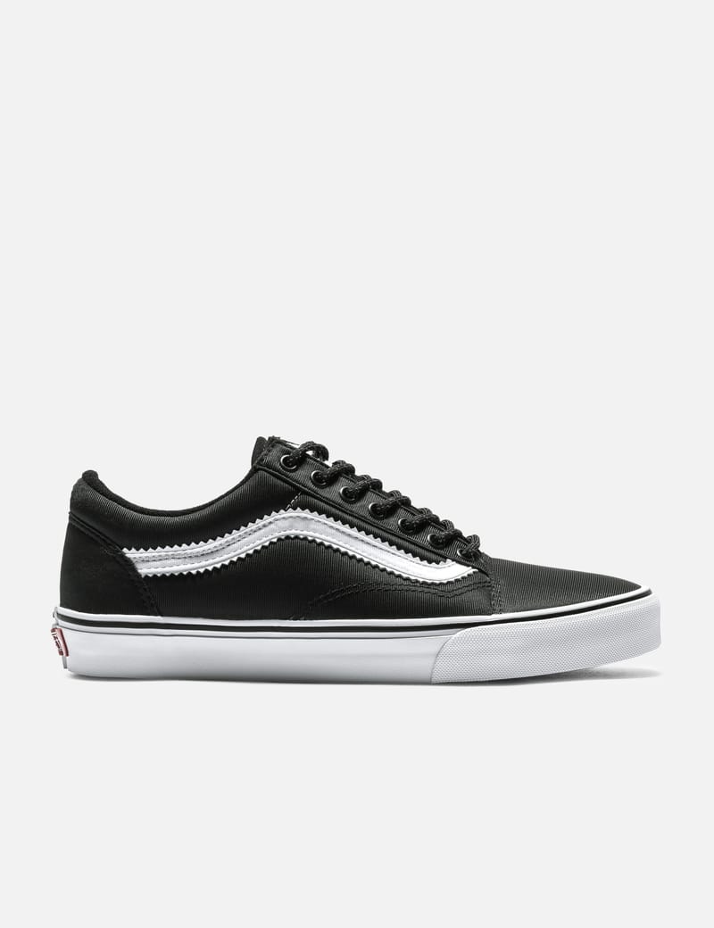 Vans Vans x INVINCIBLE LX Old Skool Frayed - 左右非対称スプラッタ