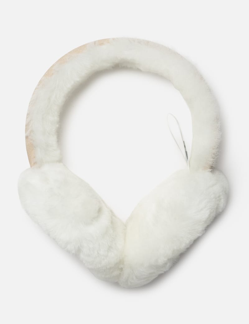 UGG Sheepskin Embroidery Earmuff - 上質なシープスキン外側と刺繍
