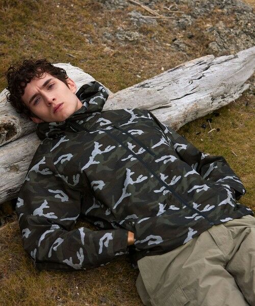 セール】 【ストレッチ/軽量/撥水/ポケッタブル】エンボス