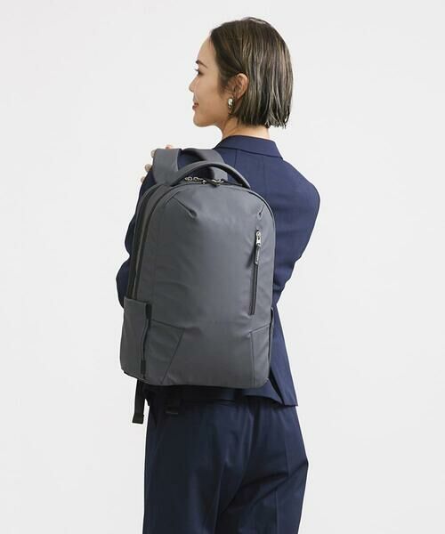 AGS搭載/大容量]ラウンドジップデザインバックパック （リュック