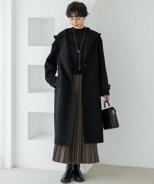 滝沢眞規子さん着用/VERY掲載】MANTECOPureリバー フード ロングコート