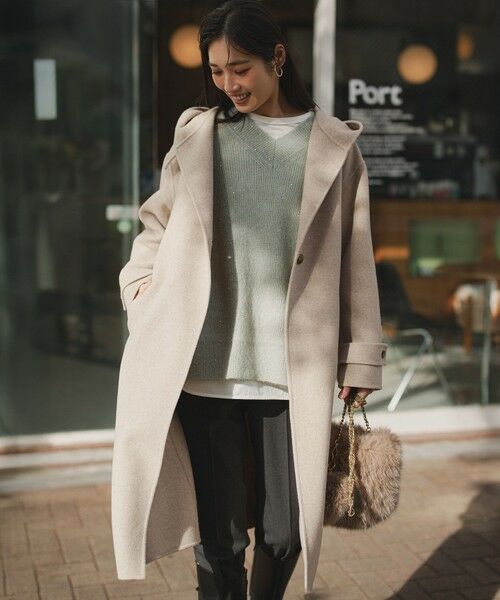 滝沢眞規子さん着用/VERY掲載】MANTECOPureリバー フード ロングコート