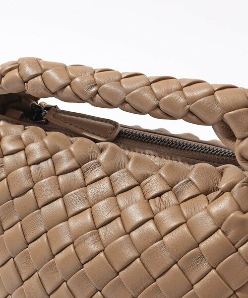 セール】 FALORNI レザー イントレチャート ショルダーバッグ