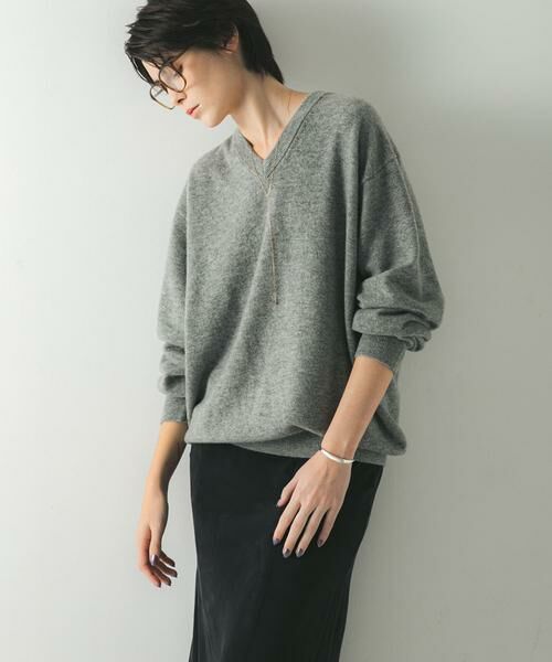 セール】 ウール100 Vネックルーズソフトニット （ニット・セーター