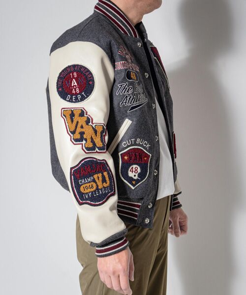 プレミアムスタジアムジャンパー＜アメリカンフットボール