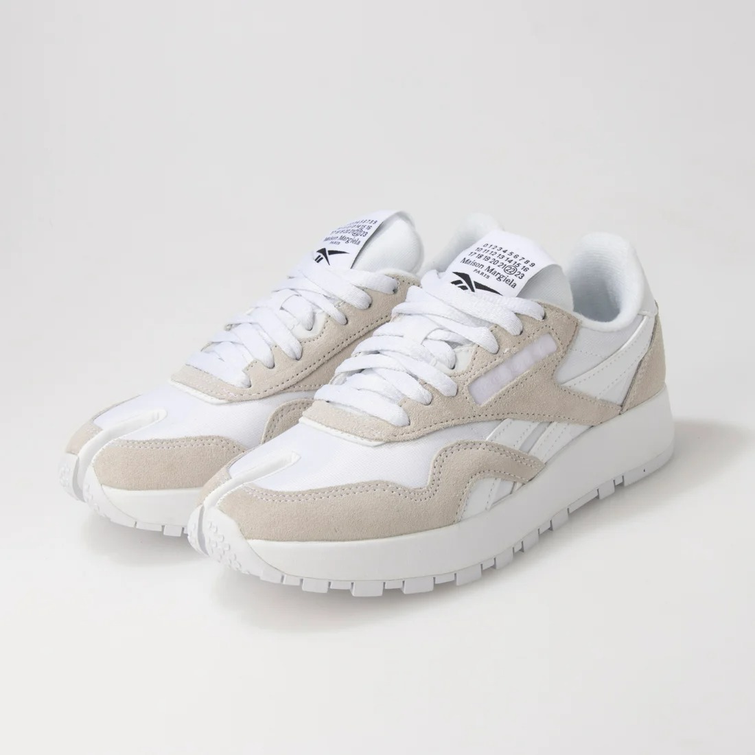 メゾン・マルジェラ」と「リーボック」とのコラボスニーカー“ザ