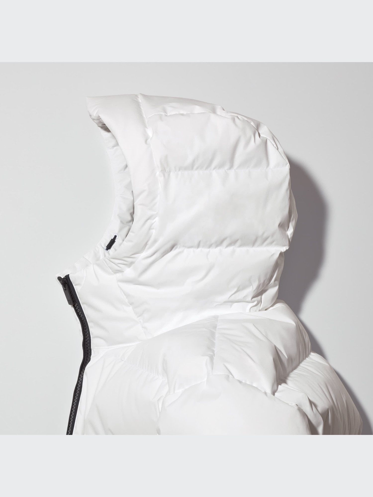 ユニクロ公式 | ライトダウンボリュームパーカ