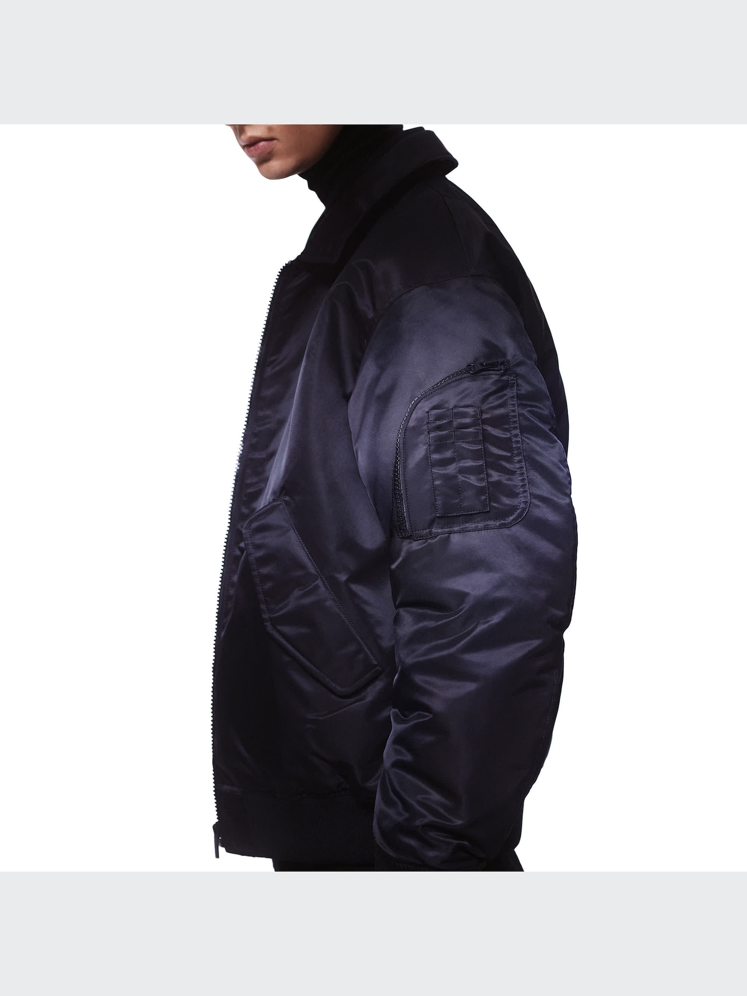 ユニクロ公式 | ダウンオーバーサイズリブブルゾン