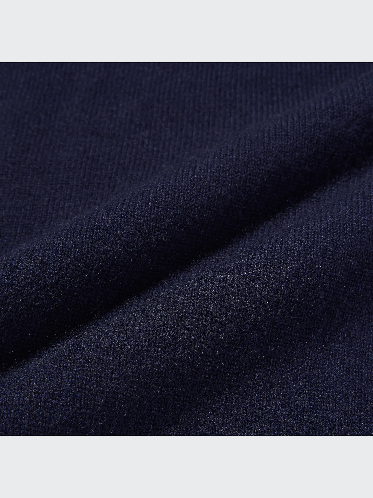 ユニクロ公式 | ミドルゲージカシミヤブレンドタートルネックセーター