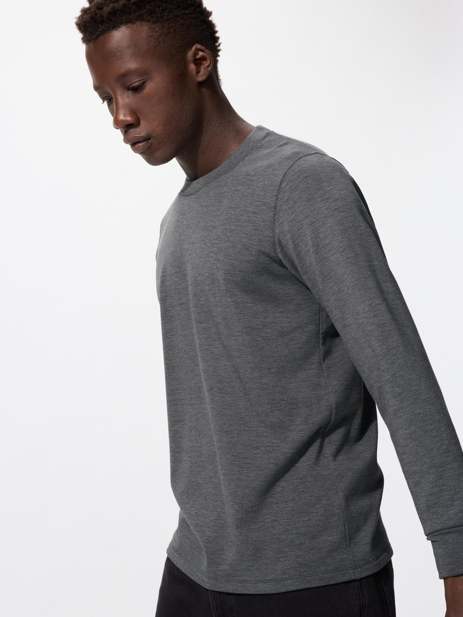 ユニクロ公式 | 超極暖ヒートテッククルーネックT