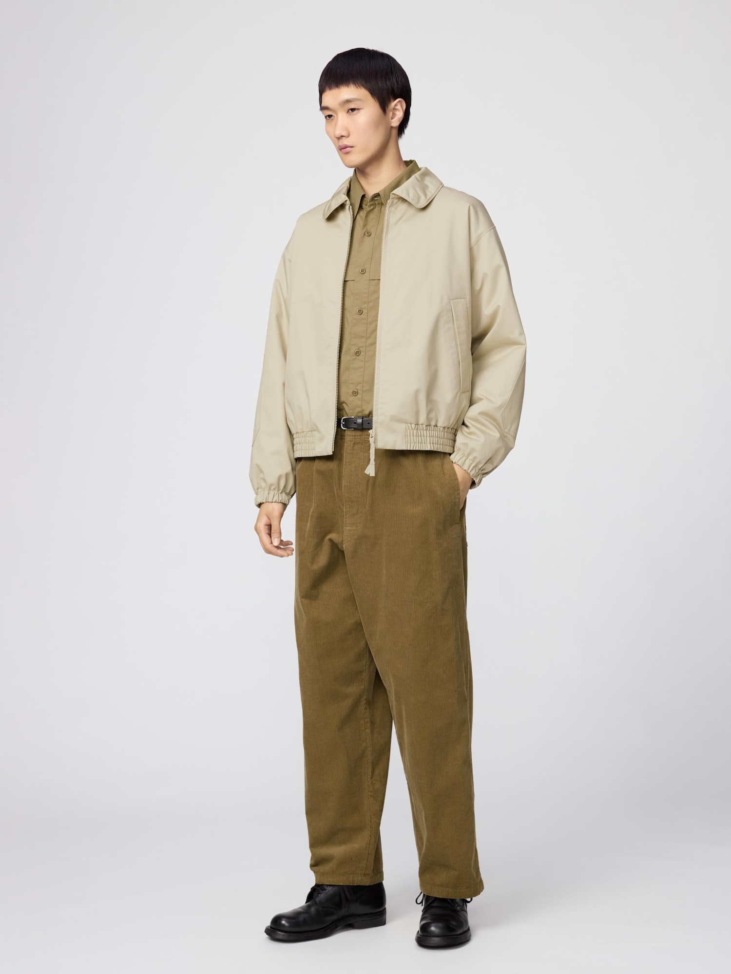 ユニクロ公式 | パフテックショートブルゾン