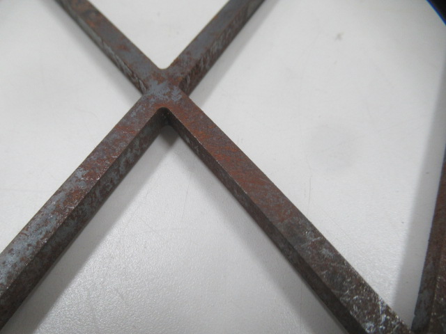 37キャンプ フラット五徳 鉄製 黒染め | アウトドア用品・アウトドア