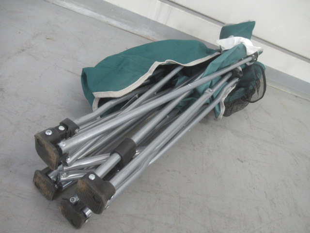 フットレスト付き リクライニング コンパクト チェア | アウトドア用品