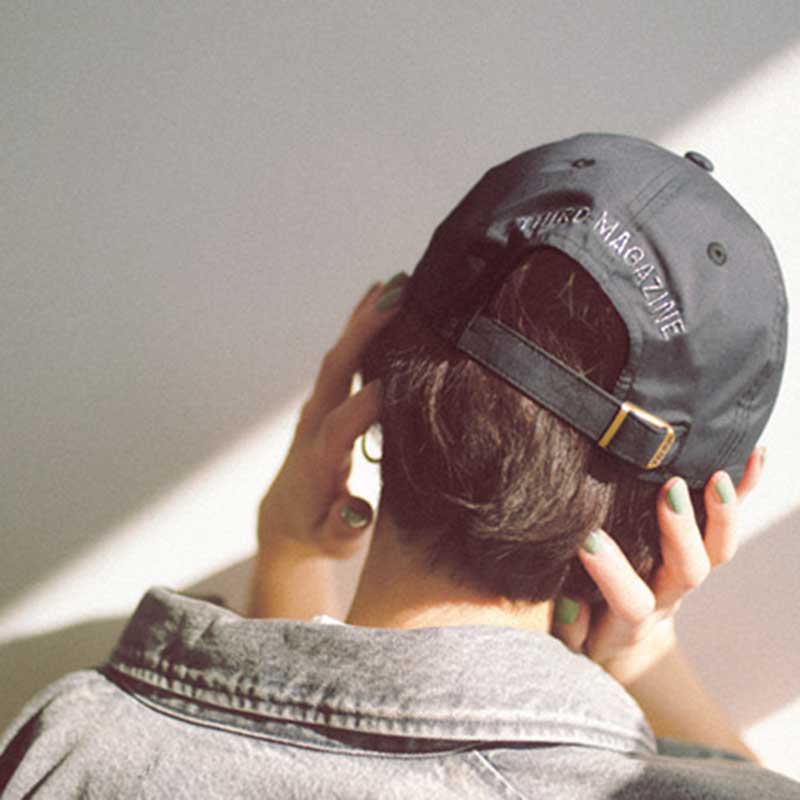 完売必至【サードマガジン×ニューエラ】コラボキャップに“ネイビー