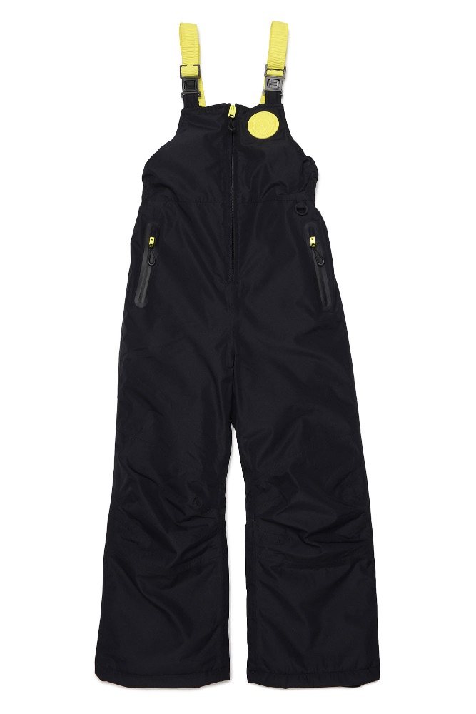 オシャレと目立つを両立！「ディーゼル キッズ」の黒スキーウェア | VERY