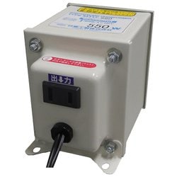 ヨドバシ.com - 日章工業 アップダウントランス 120V⇔100V 550W MTU