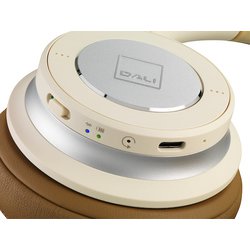 ヨドバシ.com - ダリ DALI ワイヤレスヘッドホン IOシリーズ