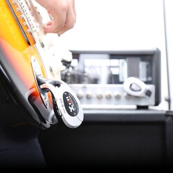 ヨドバシ.com - XVIVE U2 ワイヤレス・ギターシステム シルバー XV-U2