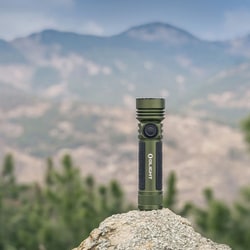 ヨドバシ.com - オーライト OLIGHT Seeker 4 Pro TYPE-C アーミー