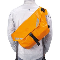 ヨドバシ.com - モンベル mont-bell 1130452 [ドライメッセンジャー