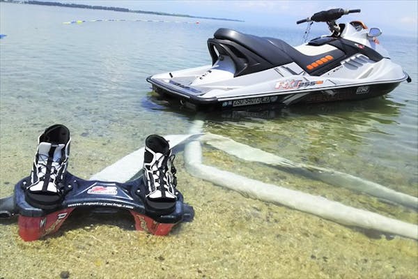 滋賀・琵琶湖畔】ベタベタしない！透明度最高の完全淡水！フライボード