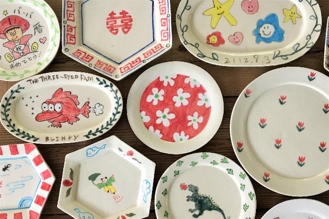 岐阜・多治見・絵付け】美濃焼のお皿に好きな絵や模様を描く絵付け体験
