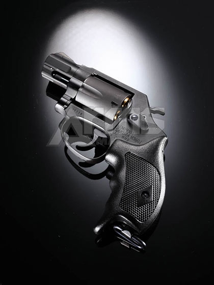 日本警察制式拳銃SAKURAの海上保安庁仕様を初再現「タナカ S&W M360J