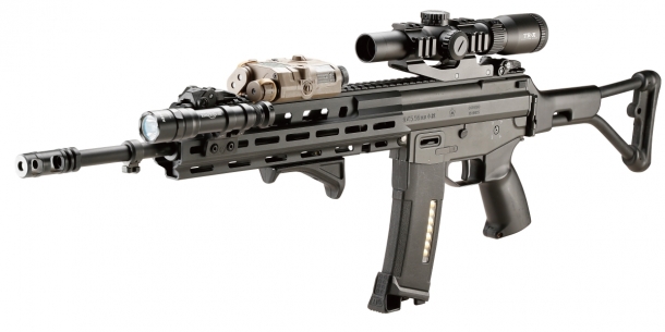 M-LOKハンドガードを装着し近代化した東京マルイ「89式5.56mm小銃折曲