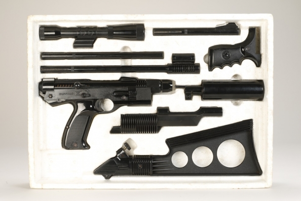 パーツが自由に付け替えられる架空銃の元祖「マスダヤ デタッチャブル