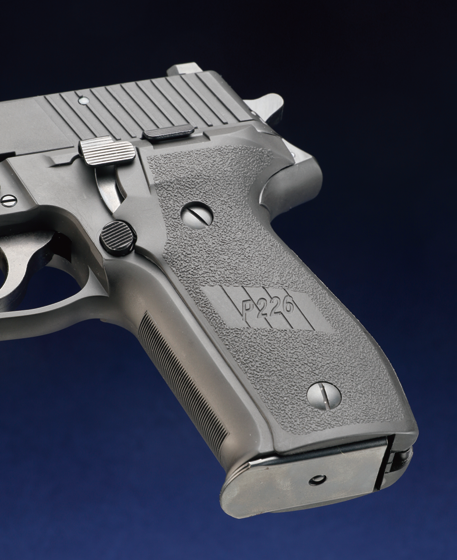 待望のオールヘビーウエイトモデル「タナカ SIG P226レールドフレーム